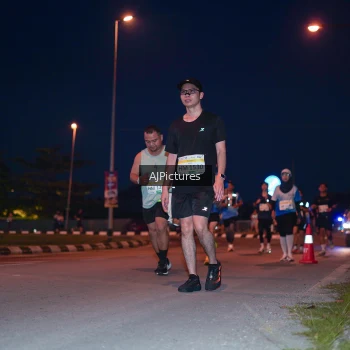 Runner Photo 3437678