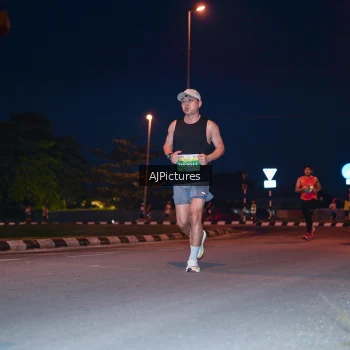 Runner Photo 3437701