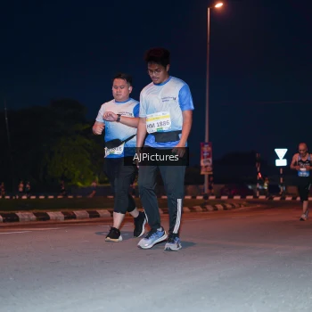 Runner Photo 3437703