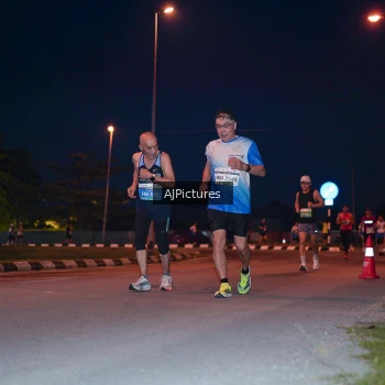 Runner Photo 3437704