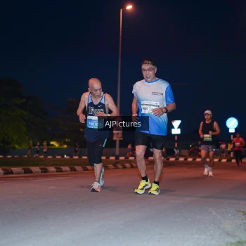 Runner Photo 3437706