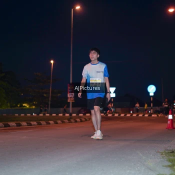 Runner Photo 3437724
