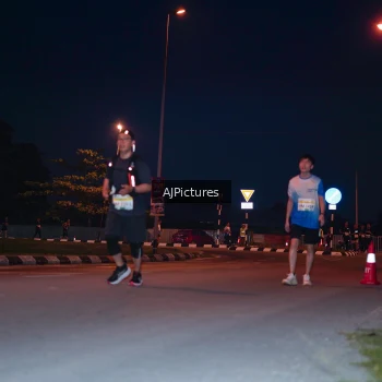 Runner Photo 3437725
