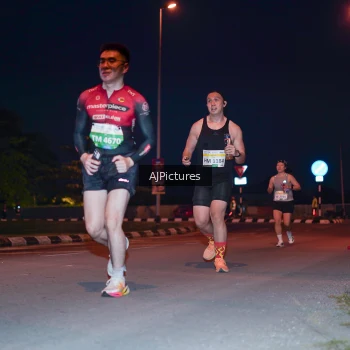 Runner Photo 3437728