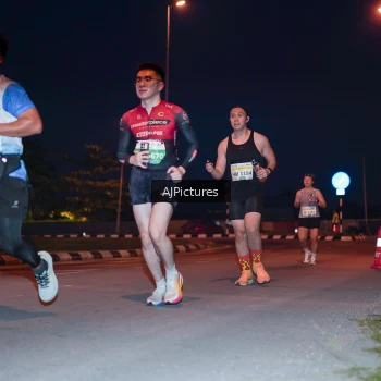 Runner Photo 3437734