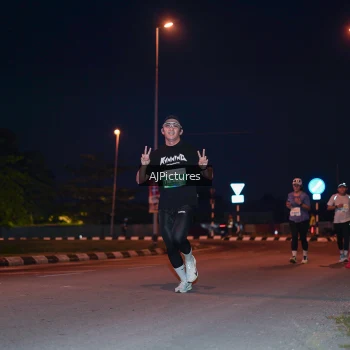 Runner Photo 3437745