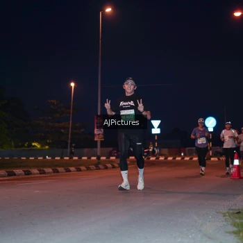 Runner Photo 3437746