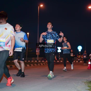 Runner Photo 3437749