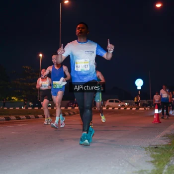 Runner Photo 3437761