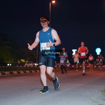 Runner Photo 3437768