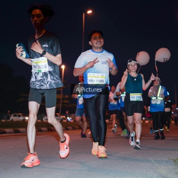 Runner Photo 3437777