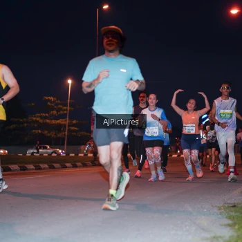 Runner Photo 3437782