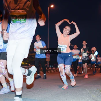 Runner Photo 3437787