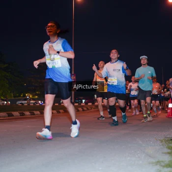 Runner Photo 3437791