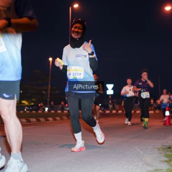 Runner Photo 3437797
