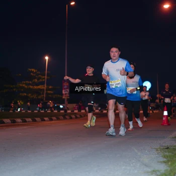 Runner Photo 3437802
