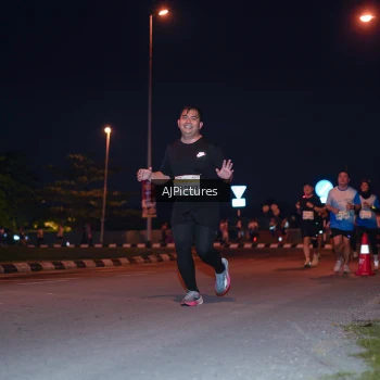 Runner Photo 3437808