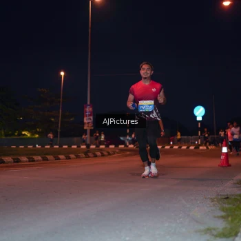 Runner Photo 3437811