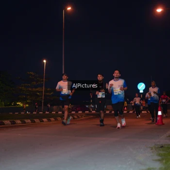Runner Photo 3437817