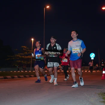Runner Photo 3437820