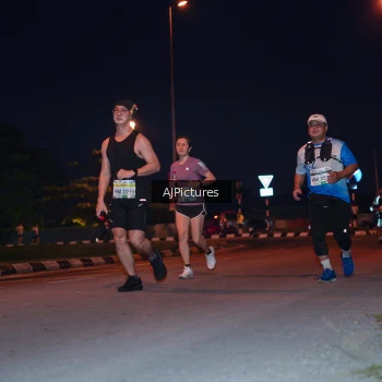 Runner Photo 3437823