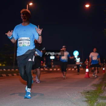 Runner Photo 3437834