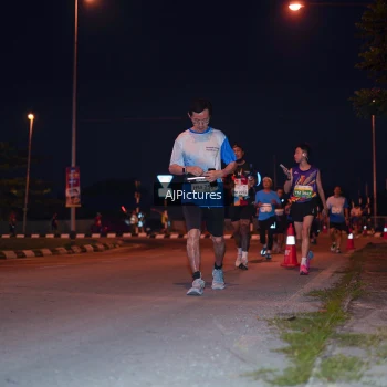 Runner Photo 3437836