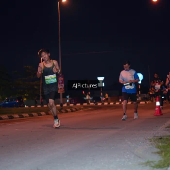 Runner Photo 3437842