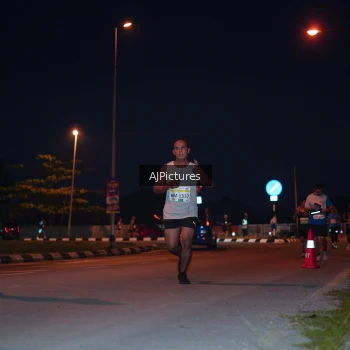 Runner Photo 3437844