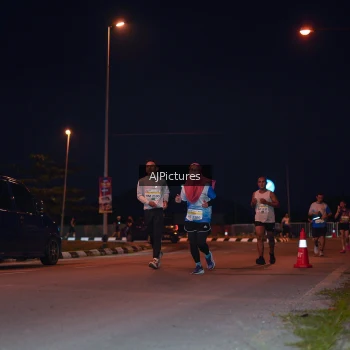 Runner Photo 3437845