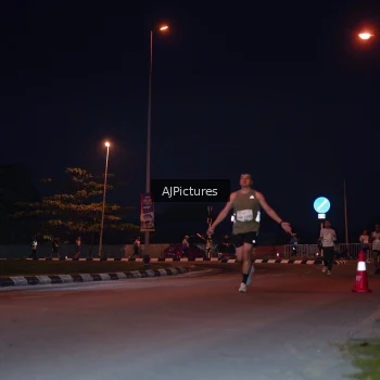 Runner Photo 3437856