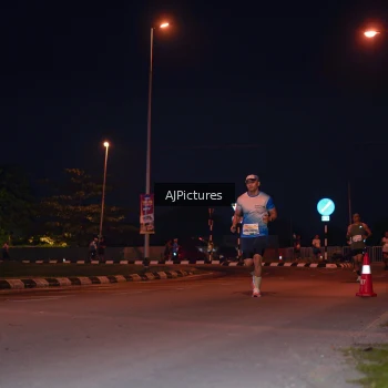 Runner Photo 3437858