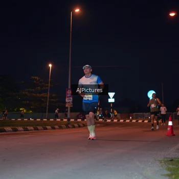 Runner Photo 3437860