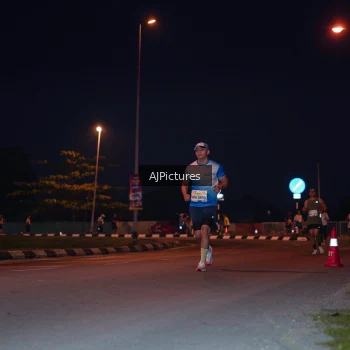 Runner Photo 3437861