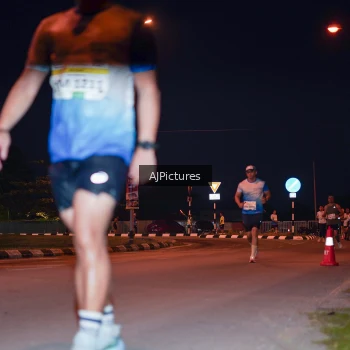 Runner Photo 3437863