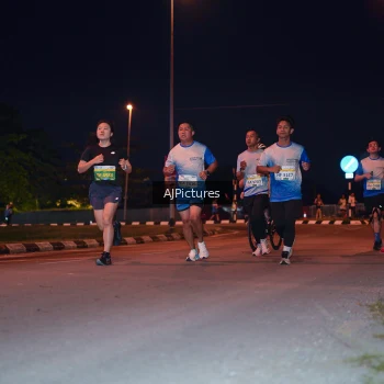 Runner Photo 3437875