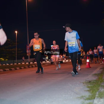 Runner Photo 3437888