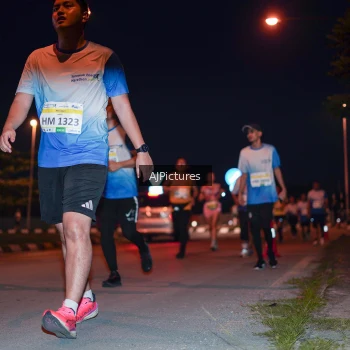 Runner Photo 3437891