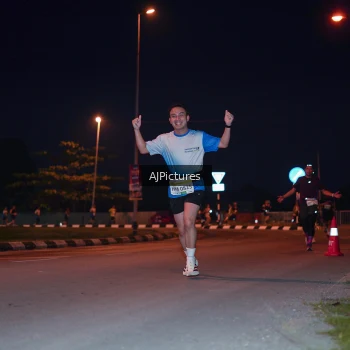 Runner Photo 3437904