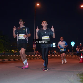 Runner Photo 3437907