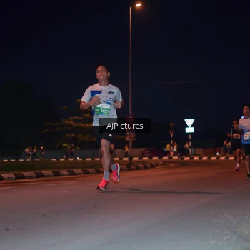 Runner Photo 3437921