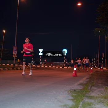 Runner Photo 3437931