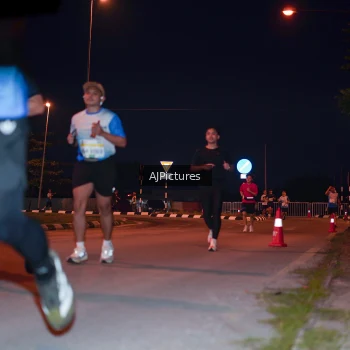 Runner Photo 3437937