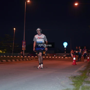Runner Photo 3437940