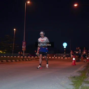 Runner Photo 3437941