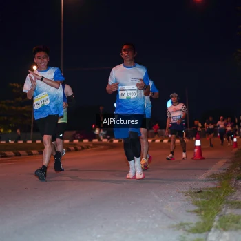 Runner Photo 3437946