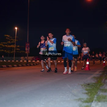 Runner Photo 3437951
