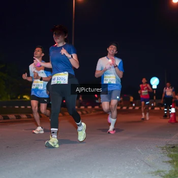 Runner Photo 3437966