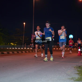 Runner Photo 3437969