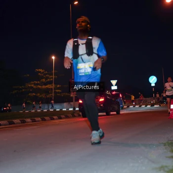 Runner Photo 3437982